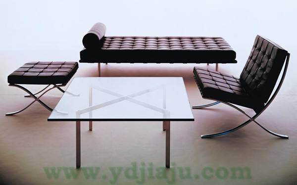 巴塞罗那咖啡桌 Barcelona Coffee Table 1