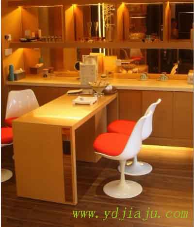 现代家具加盟 玻璃钢家具