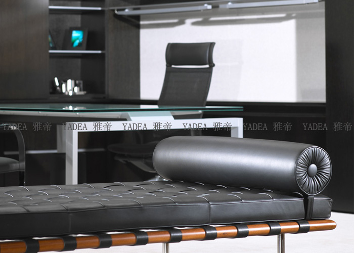 巴塞罗那床(Barcelona bed)