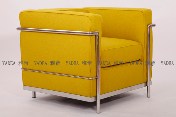 黄色布艺沙发