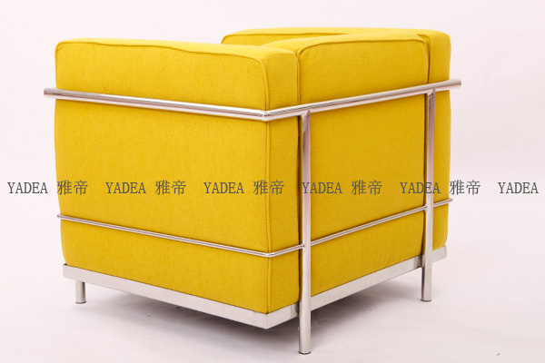 黄色布艺沙发