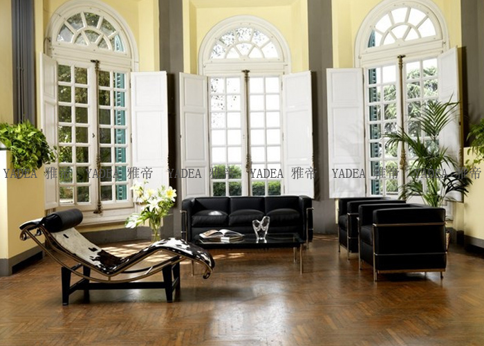 真皮LC2柯布西耶沙发(Le Corbusier Sofa)