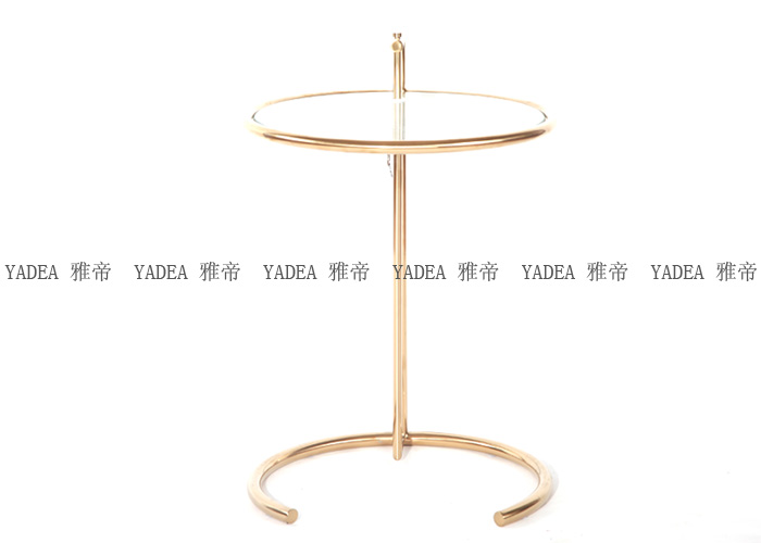 家里使用的茶几