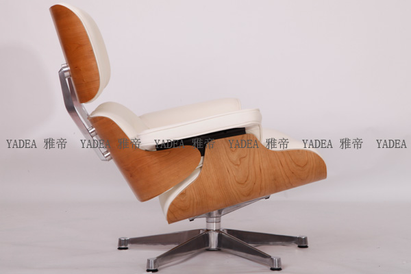 维特拉版本的伊姆斯休闲椅(Eames Lounge Chair — Vitra Version)
