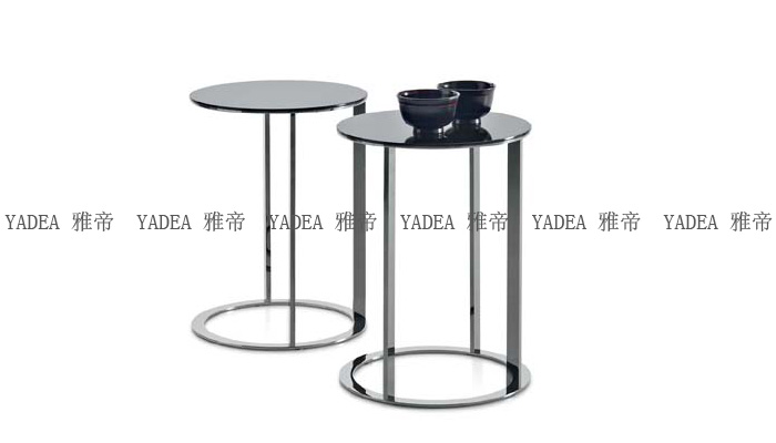 圆形实木小茶几