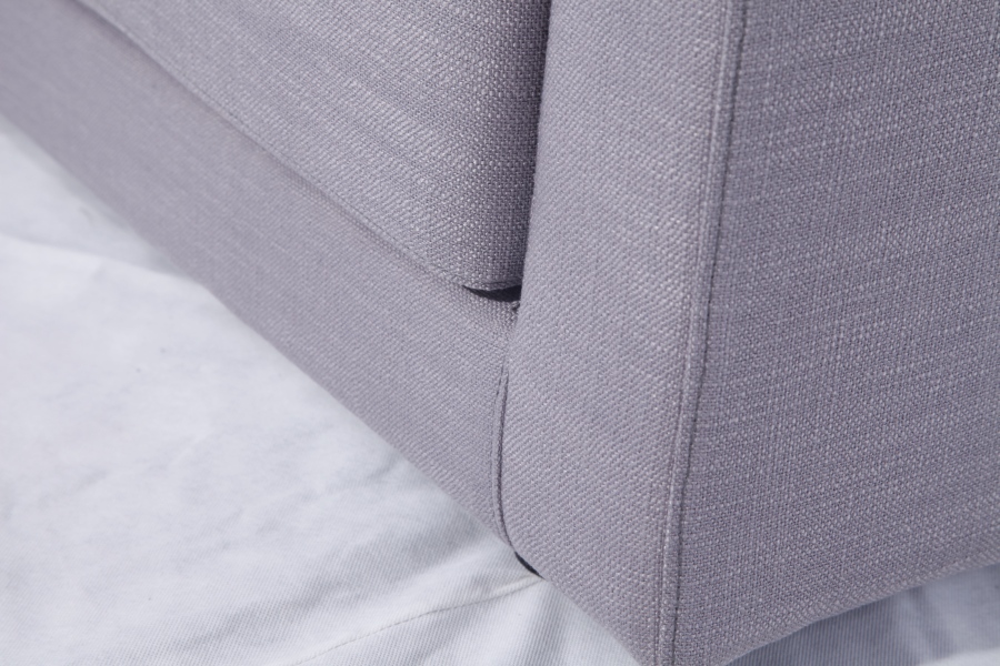 现代简约客厅沙发（Bristol Sofa）图片