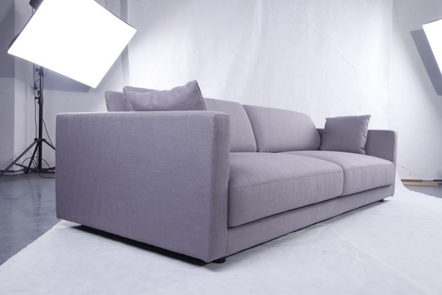 现代简约客厅沙发（Bristol Sofa）图片