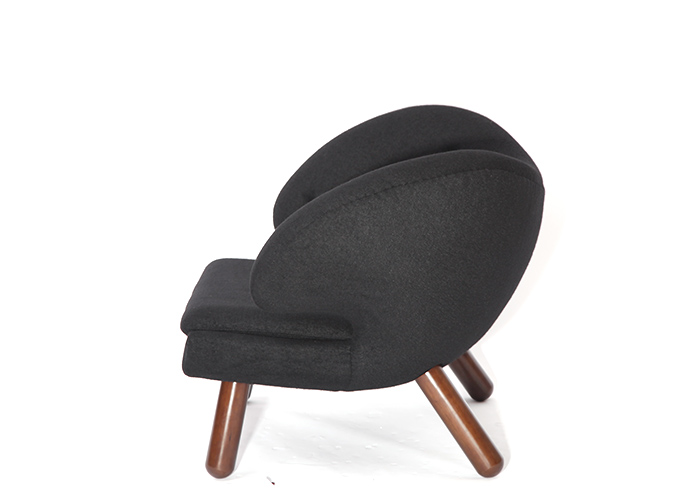 鹈鹕椅(Pelican Chair)