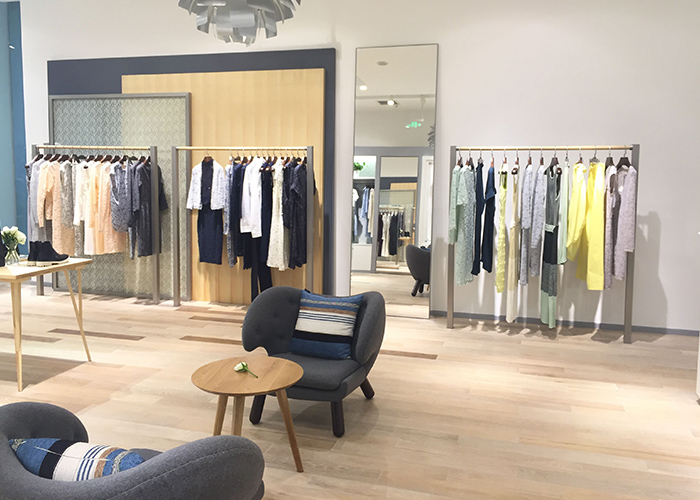 鹈鹕椅(Pelican Chair)