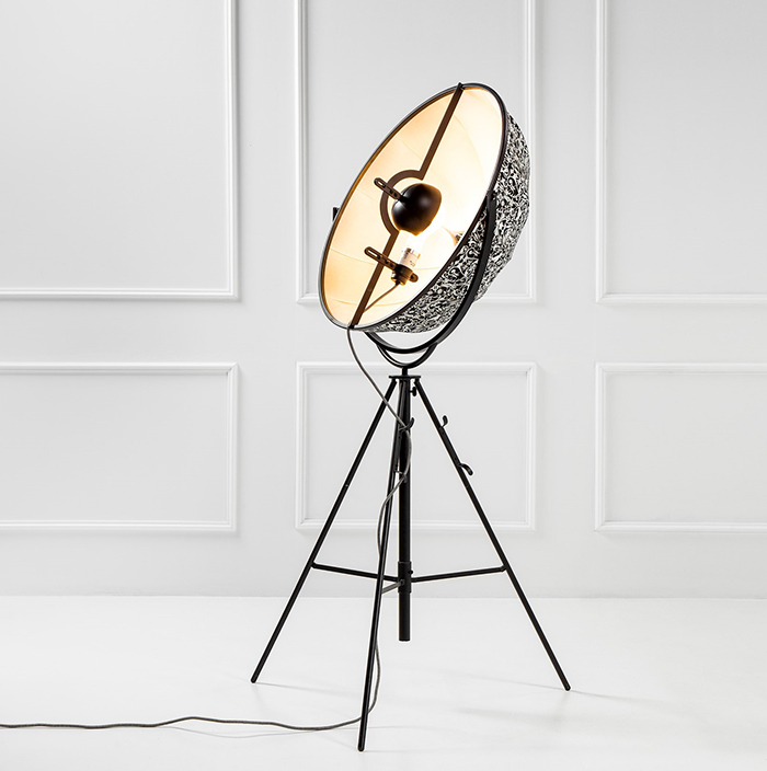 经典灯具Fortuny floor lamp