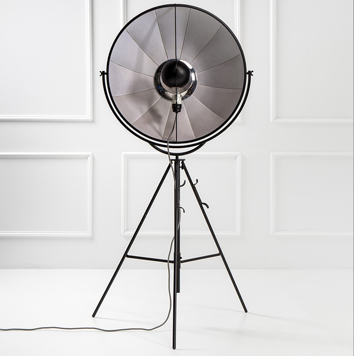 经典灯具Fortuny floor lamp