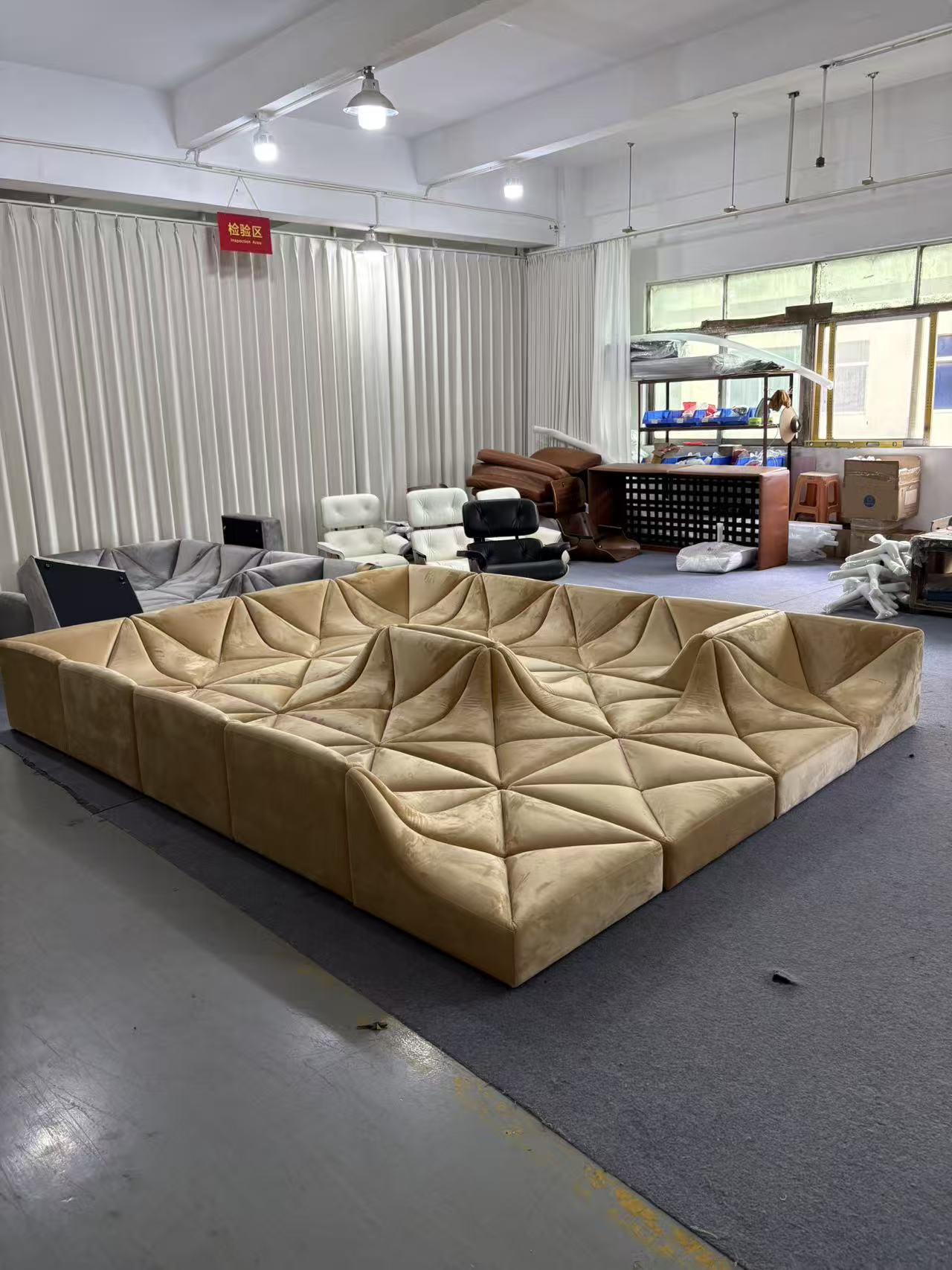沙丘沙发（Dune Sofa）