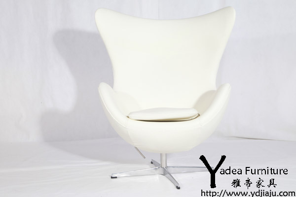 白色蛋椅(white egg chair)