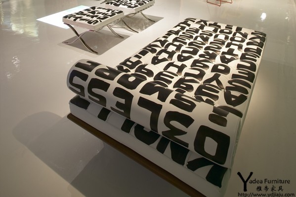 巴塞罗那床（Barcelona bed）