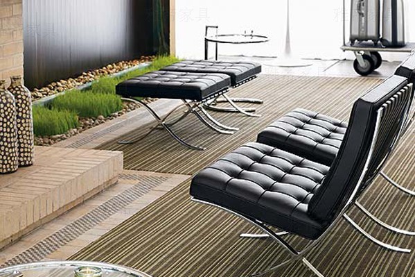 青皮巴塞罗那椅(Barcelona Chair In Aniline Leathe)