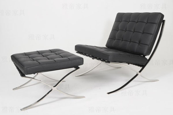 意皮巴塞罗那椅（Barcelona Chair In Italian Leather）