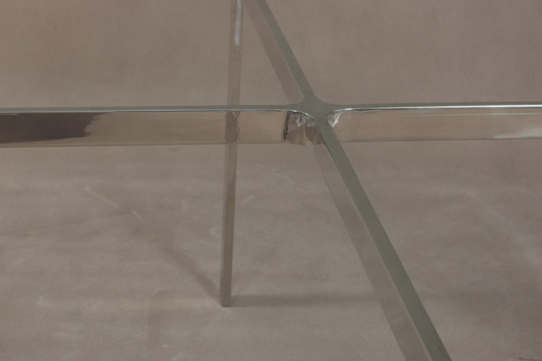 巴塞罗那咖啡桌(Barcelona Coffee Table)