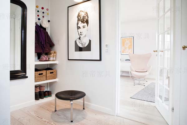 鸡蛋椅(Egg Chair)