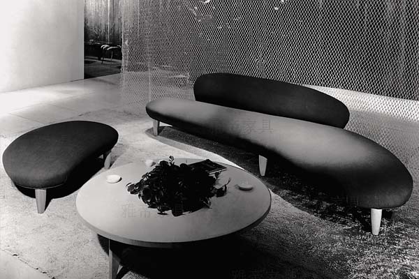 鹅卵石沙发(Isamu Noguchi Freeform Sofa) 鹅卵石沙发(Isamu Noguchi Freeform Sofa)
