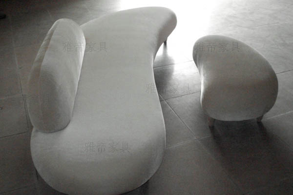 鹅卵石沙发(Isamu Noguchi Freeform Sofa) 鹅卵石沙发(Isamu Noguchi Freeform Sofa)
