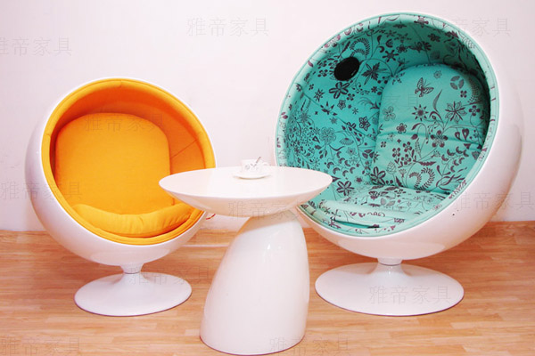 蘑菇台(Parabel Table) 蘑菇台(Parabel Table)