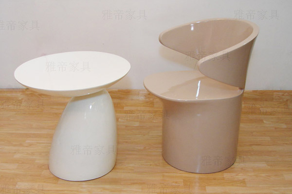 蘑菇台(Parabel Table) 蘑菇台(Parabel Table)