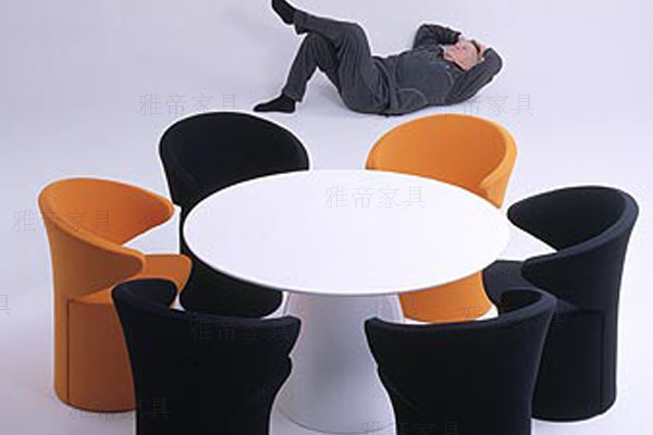 蘑菇台(Parabel Table) 蘑菇台(Parabel Table)