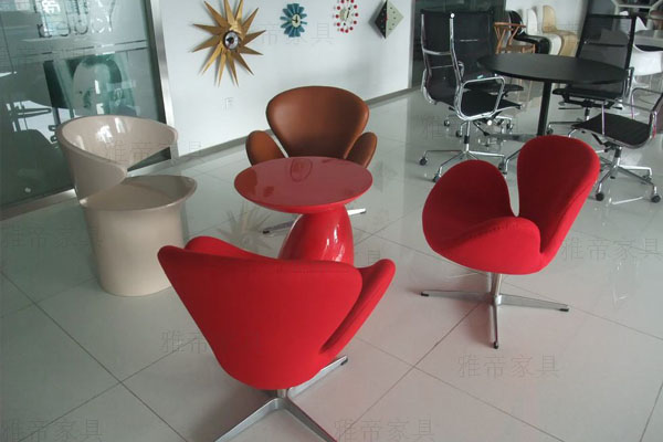 蘑菇台(Parabel Table) 蘑菇台(Parabel Table)