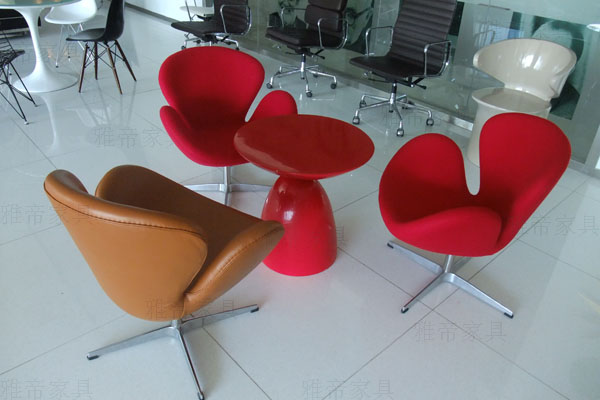 蘑菇台(Parabel Table) 蘑菇台(Parabel Table)