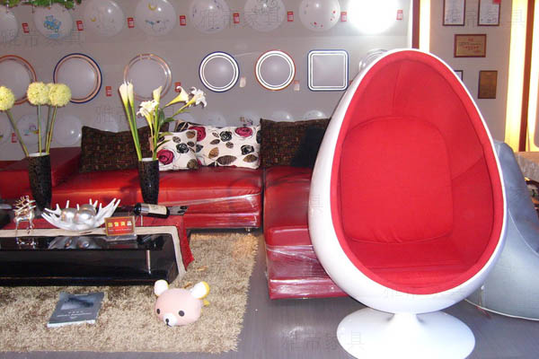 眼型球椅(Eye Ball Chair) 眼型球椅(Eye Ball Chair)