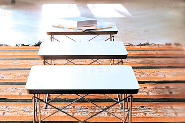 伊姆斯方形茶几(Eames Wire Base Table) 伊姆斯方形茶几(Eames Wire Base Table)