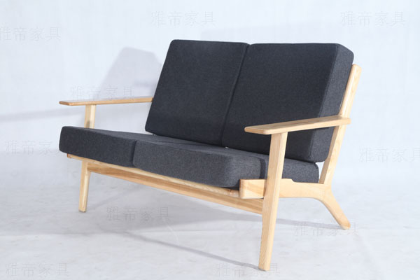 Hans Wegner 2 Seater Plank Sofa(双人位汉森实木沙发)