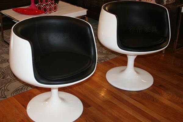 酒杯椅(Cup Chair）