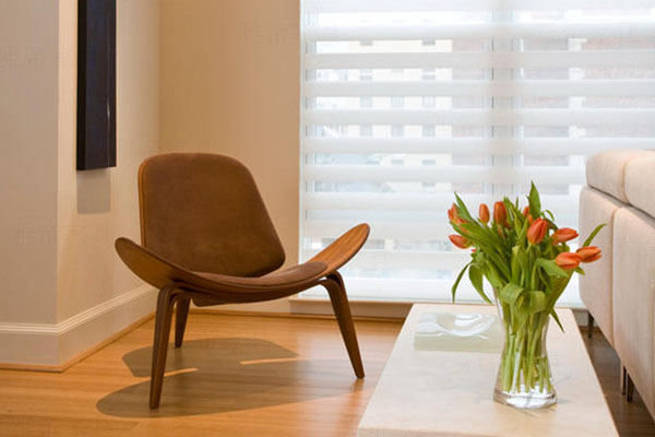 Wegner shell chair（三脚休闲椅）