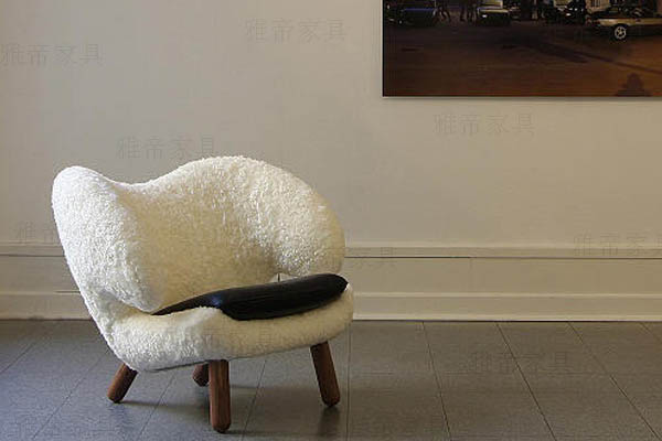 塘鹅椅(Pelican Chair)