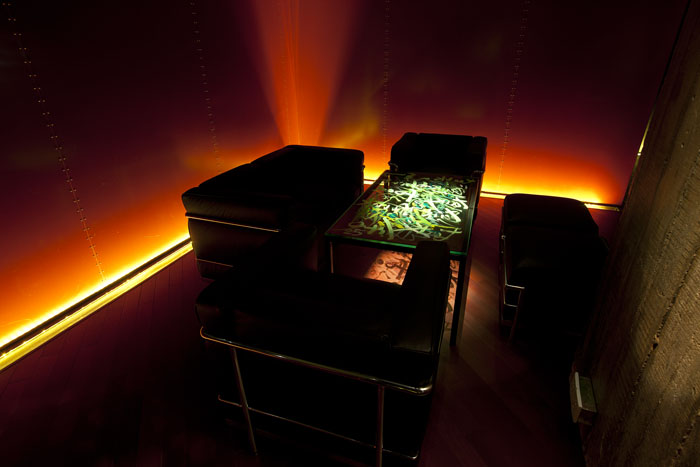 广州某酒吧工程配套家具7