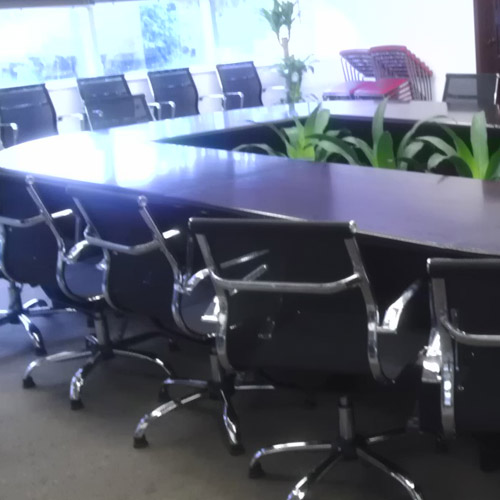 办公室工程案例：新乐汽车集团公司