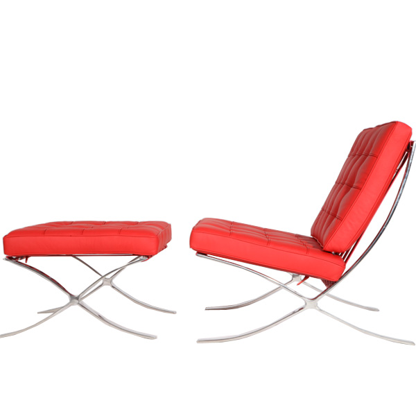 红色巴塞罗那椅( in red leather)