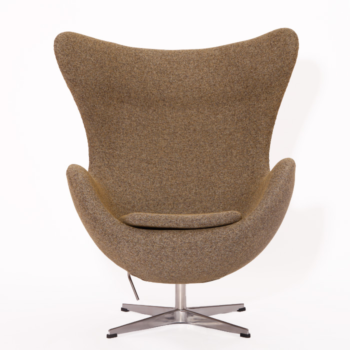 布艺椅子：蛋椅