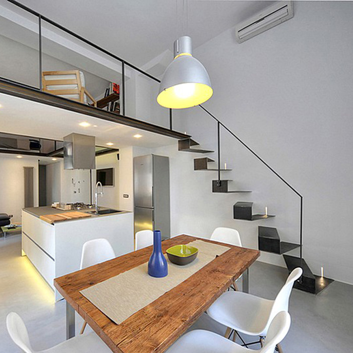 罗马的一座复式公寓装修